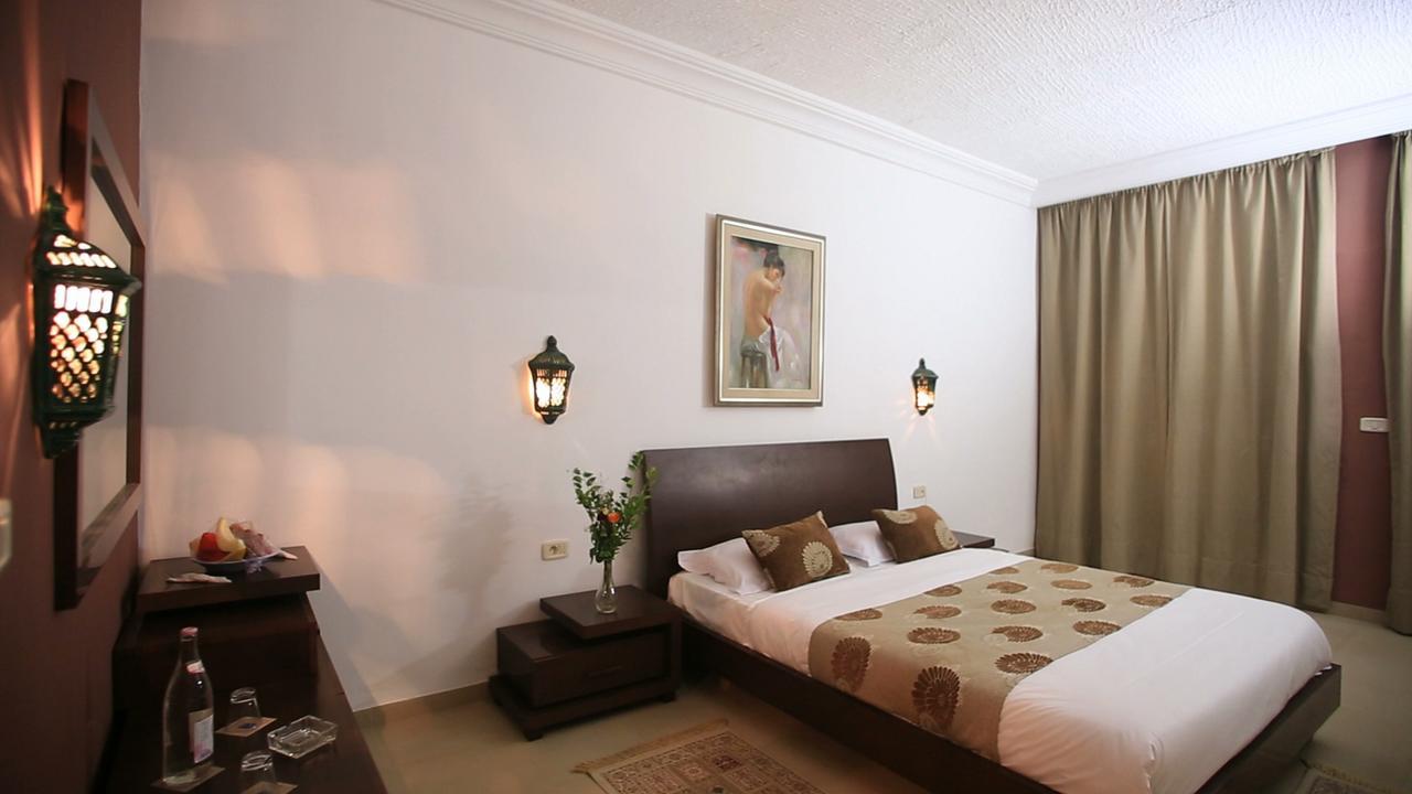 Hotel Les Palmiers Monastir Eksteriør bilde